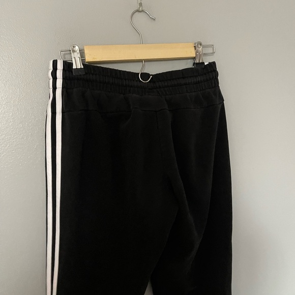 Adidas signature joggers S - Picture 7 of 7